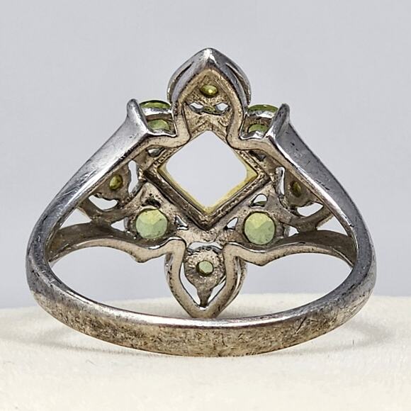Antique Sterling Silver Size 10 Green Peridot Cluster Ring - Picture 5 of 7